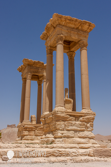 Tetrapylon. Palmyra 2008.