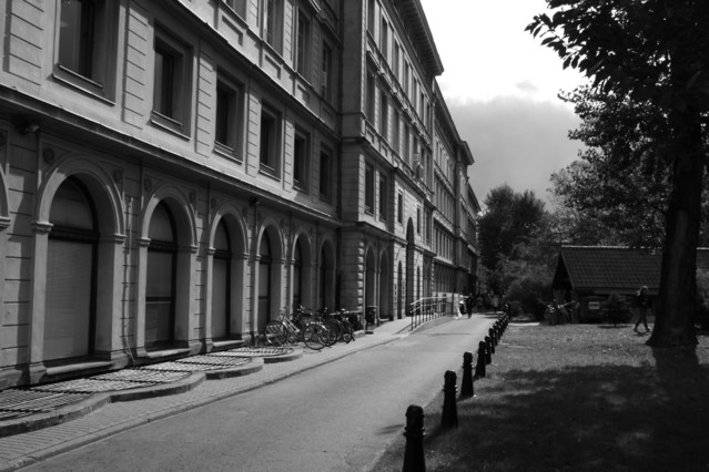 2ea38a8f9387c5d64a656509a49c40fb